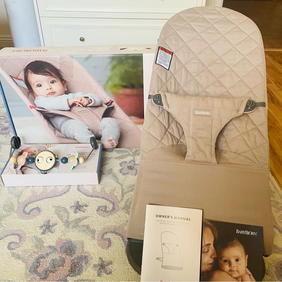 BabyBjorn Beige Bouncer and toy bar - Picture 1 of 6